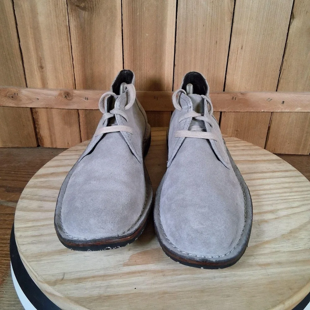John Varvatos Chukka Boots Mens 9.5 Gray Suede Ankle Casual Leather Lined
